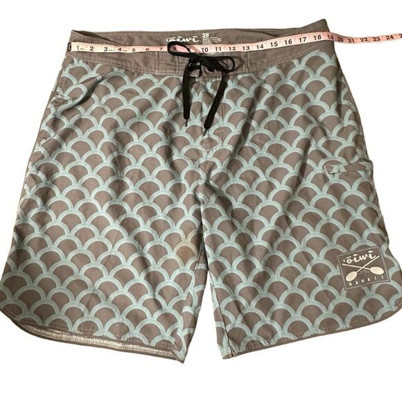 O’iwi ~ Ehiku Kane Board Shorts ~Super-soft & lightweight ~paddle canoe ~size 38 - Picture 8 of 12